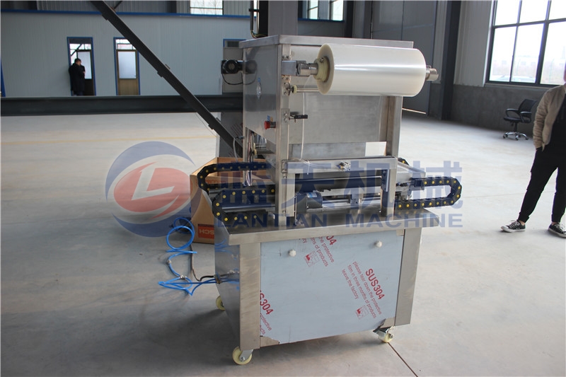 The packaging machine for sale has excellent performance and simple operation.